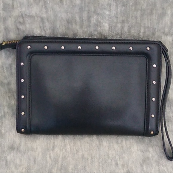 **LIKE NEW!** Classic Kate Spade black and silver beaded wristlet or clutch! - Picture 4 of 12